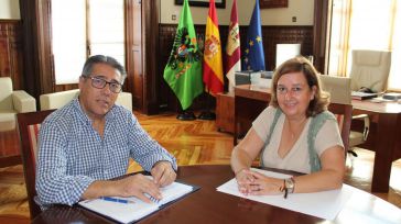 El alcalde de Belvís de la Jara traslada los proyectos de su municipio a la presidenta de la Diputación