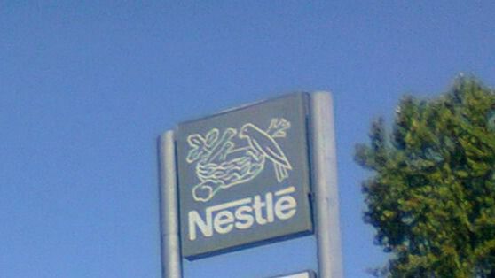 Nestlé factura un 0,4% menos hasta septiembre