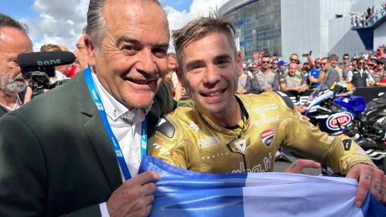El talaverano Álvaro Bautista se proclama bicampeón mundial de Superbikes