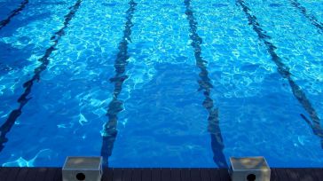 Vuelve a cerrar la piscina climatizada del Polideportivo ‘Rey Juan Carlos I’ por bacterias en el agua