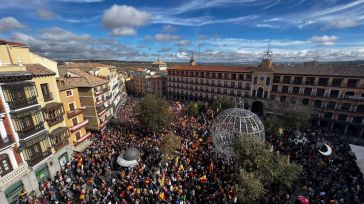 Miles de personas salen a las calles en CLM convocadas por el PP para mostrar su rechazo a la amnistía