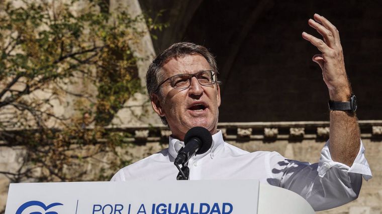Feijóo anuncia una nueva protesta del PP en la calle en diciembre para defender la Constitución: 'No nos vamos a callar'