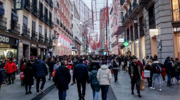 La desconfianza en la economía española crece en octubre, pero mejoran las previsiones de ingresos y gastos