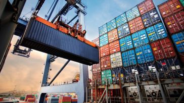 Los precios de exportaciones industriales bajan un 1,4% en octubre y los de importaciones caen un 7,2%