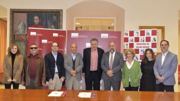 La ONCE se adhiere al Programa de Voluntariado de la Universidad de Castilla-La Mancha