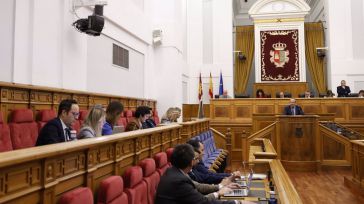 La censura de la obra de teatro en Quintanar y los acuerdos de Sánchez se cuelan en el debate de presupuestos de Cortes