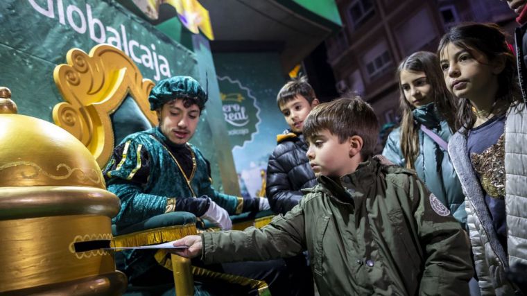 El Cartero Real de Globalcaja extiende la ilusión por los Reyes Magos a Ciudad Real recogiendo cartas los días 2, 3 y 4 de enero en la calle Alarcos