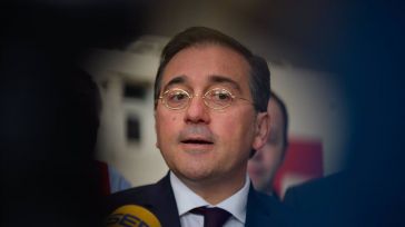 Albares pide explicaciones por la expulsión de una española de Reino Unido y confía en que sea "hecho puntual"