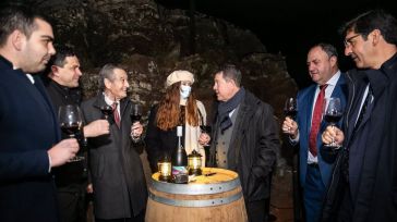 Encomienda de Cervera presenta el primer vino criado en gruta volcánica sin contaminación ambiental y electromagnética