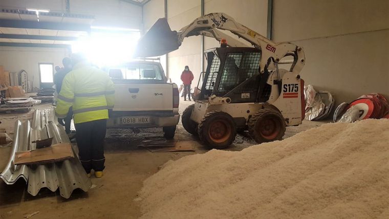 La Diputación de Toledo ha puesto a disposición de los municipios 50 toneladas de sal con la llegada del temporal de frío y nieve