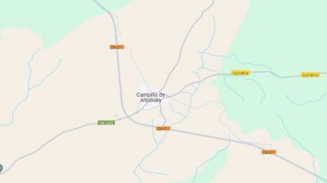 Fallece un hombre tras colisionar el turismo en el que viajaba con un jabalí en Campillo de Altobuey