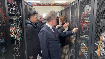 El presidente de Castilla-La Mancha, Emiliano García-Page, visita el Centro de Información del Estado Chino. En Bei Jing Shi, Xicheng Distric de la capital china