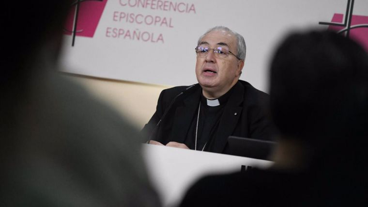 Los obispos crean una comisión de arbitraje para estudiar los casos de abusos prescritos