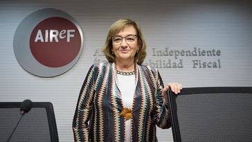 La AIReF proyecta una disminución en la ratio de deuda de 1,4 puntos del PIB en 2024, hasta el 106,3%