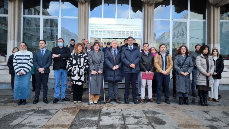 Ciudad Real muestra su solidaridad con las víctimas del incendio de Valencia