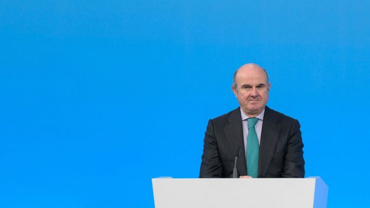 Guindos (BCE) recuerda a España la necesidad de convencer al mercado tras el fin de la 'barra libre' fiscal