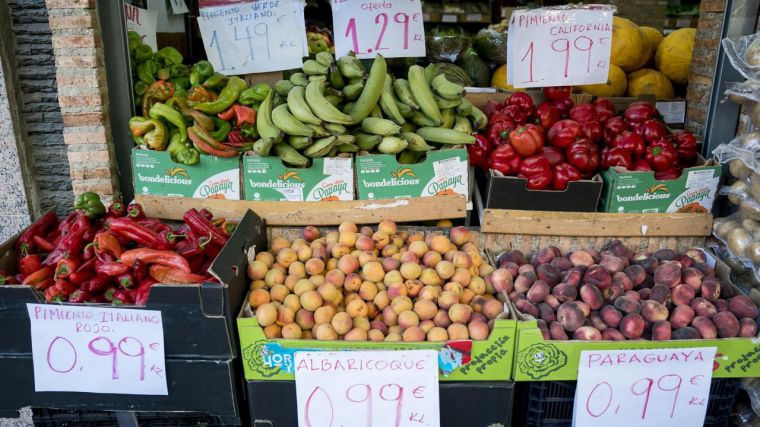 El IPC se modera seis décimas en febrero hasta el 2,8% por la luz y la inflación subyacente baja al 3,4%