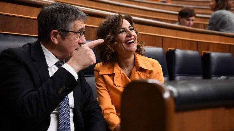 El Congreso aprueba la senda de déficit y se someterá de nuevo a la mayoría absoluta del PP en el Senado