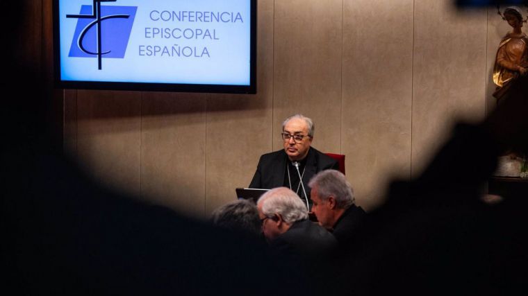 El portavoz de la Conferencia Episcopal y obispo de Toledo: 'Hay mujeres que con el aborto pierden el derecho a la vida'