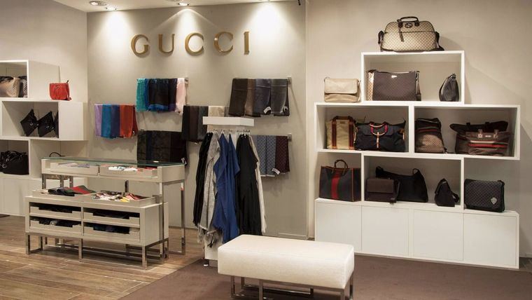 El dueño de Gucci se hunde hasta un 15% tras una mayor caída de las ventas de la marca
