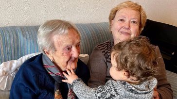 Dolores Buitrago, la persona más anciana de CLM, encara 110 años de edad arropada por su familia