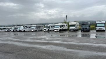 El aparcamiento disuasorio de la Peraleda acoge las primeras caravanas que llegarán a Toledo en esta Semana Santa