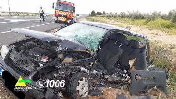 Brutal colisión entre dos coches en Herencia: Cinco heridos, dos de ellos menores