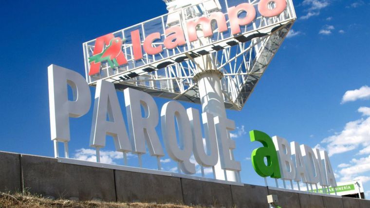 Lar España contempla la venta del Parque Comercial Abadía, que cambiaría de dueños