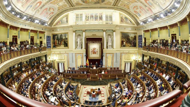 Sube la preocupación por el paro en abril y la economía sigue como el principal problema