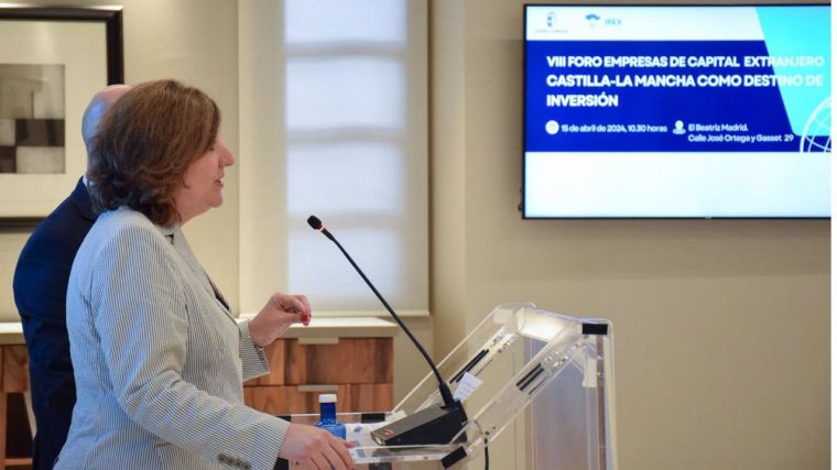 La consejera de Economía, Empresas y Empleo, Patricia Franco ha inaugurado el VIII Foro de Empresas de Capital Extranjero en la región. 