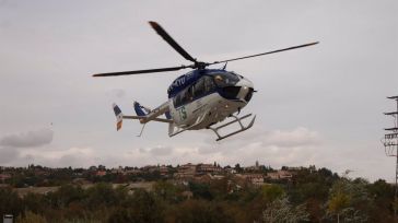 Dos trabajadores heridos al precipitarse desde una altura de seis metros en una empresa de La Mata