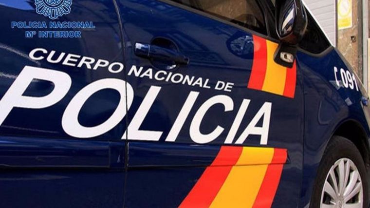 Detenido el autor del incendio que calcinó 4 coches en Puertollano y causó daños en la fachada de una vivienda