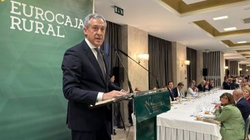 Eurocaja celebra su histórico 2023 juntando en su cena de hermandad a primera línea política y social y 1.700 comensales