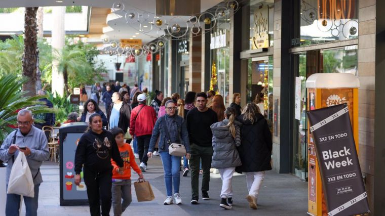 Los hogares españoles elevaron un 4,6% su gasto en bienes de consumo en el primer trimestre