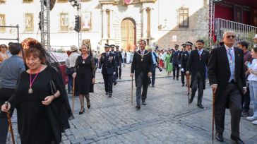 El alcalde felicita a los toledanos en el Día Grande del Corpus Christi