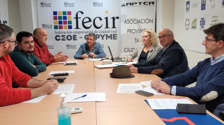 La Asociación del Taxi de Ciudad Real pide una solución para el problema del taxi en Puertollano