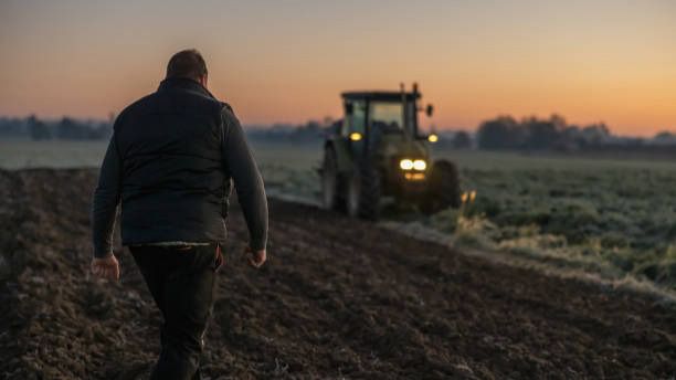 Patronal y sindicatos firman el convenio colectivo del Campo de Ciudad Real 2024 con un 6% de subida para 14.000 personas