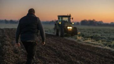 Patronal y sindicatos firman el convenio colectivo del Campo de Ciudad Real 2024 con un 6% de subida para 14.000 personas