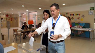 Velázquez anima a todos los toledanos a acudir a votar en estas elecciones europeas, que afectan de manera fundamental a España, CLM y Toledo