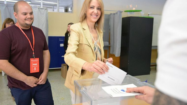 Maestre pide ejercer el voto “con alegría, a favor de Europa, de la democracia y la convivencia”