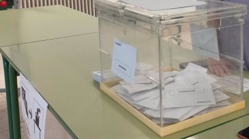 El PP le saca 10 puntos de ventaja al PSOE en CLM, Vox asalta el bronce, Alvise irrumpe como cuarta fuerza, caen Sumar y Podemos y CS se esfuma