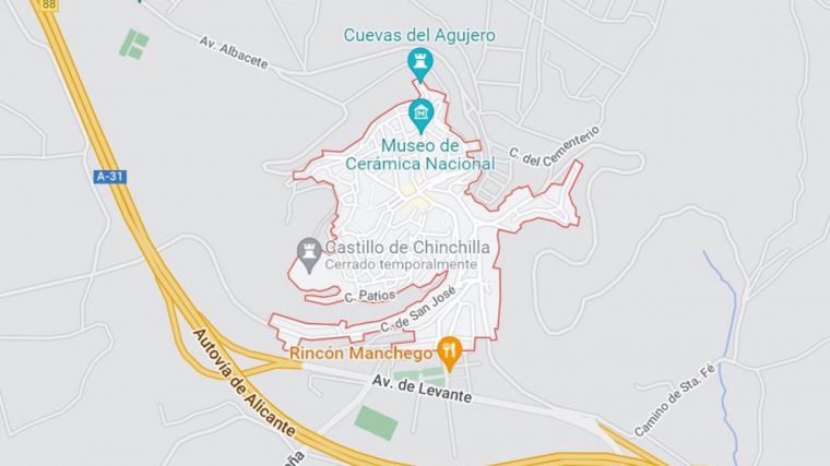 Herido grave un motorista tras amputarse una pierna en una salida de vía en Chinchilla de Montearagón