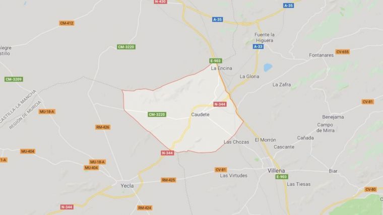 Rescatadas siete personas del interior de vehículos en Hellín, Almansa y Fuentealbilla debido a las lluvias