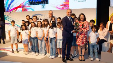 La Diputación de Toledo premia el deporte inclusivo entregando el Premio Diputación a la nadadora Iris Agudo