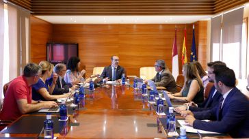 El Pleno de las Cortes regionales debate este jueves sobre Hacienda, agua y agricultura