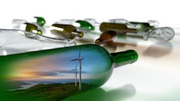 Vidrala firma un acuerdo con Acciona para abastecer con energía renovable la planta de su filial Crisnova (Caudete)