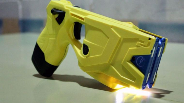 Amnistía Internacional preocupada por la adquisición de armas táser en el Ayuntamiento de Toledo