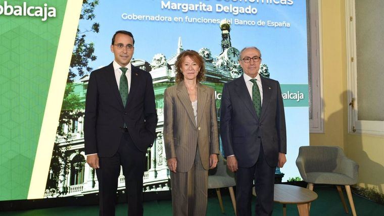 El Banco de España achaca a las exportaciones de servicios el alza de las previsiones pero alerta que el PIB per cápita no sube tanto