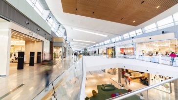 La afluencia a los centros comerciales crece un 3% en junio impulsada por las rebajas