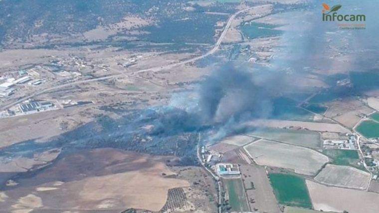 Controlado el incendio declarado en una zona agrícola de Talavera de la Reina